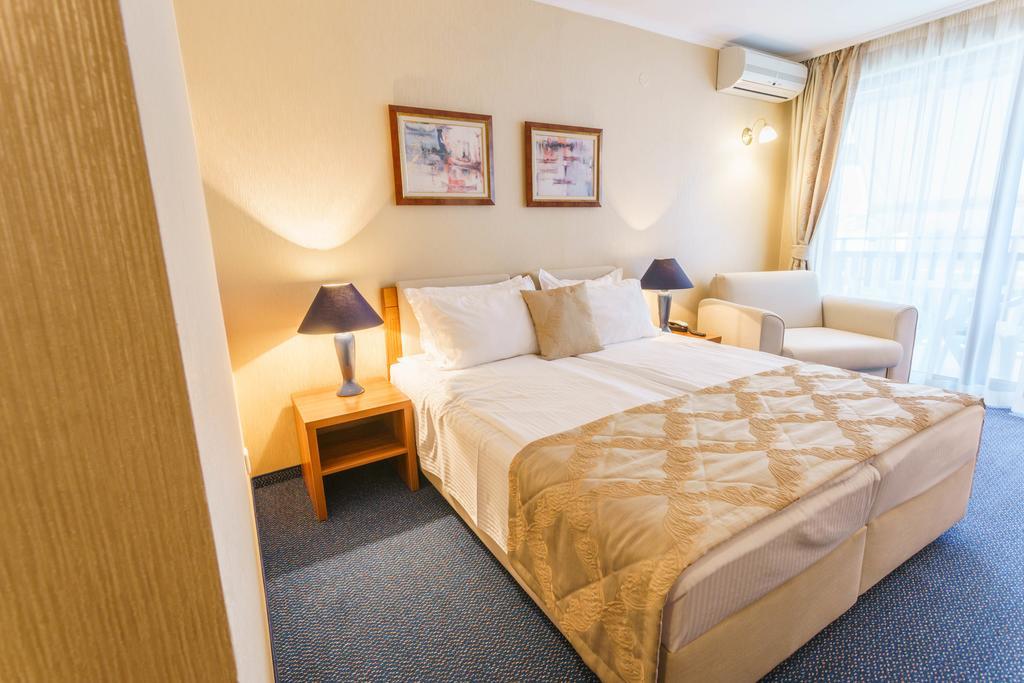 Fjord B&B Созополь Экстерьер фото